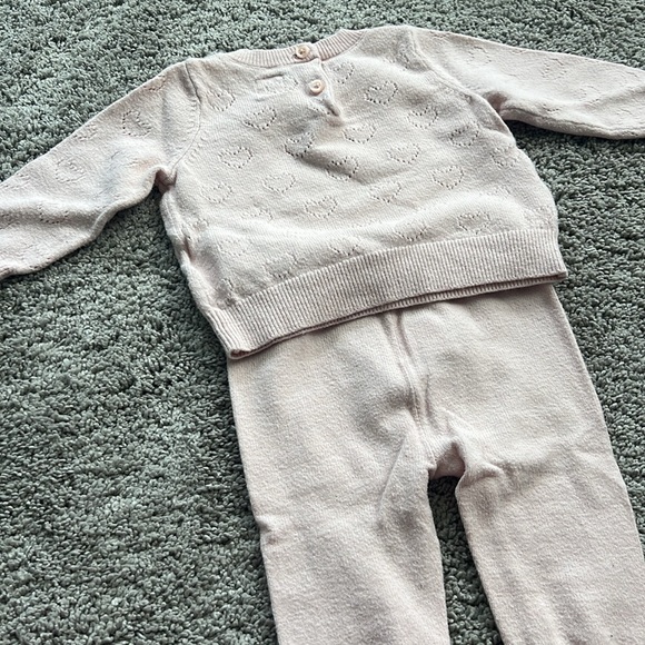 Baby GAP sweater set - Picture 5 of 5